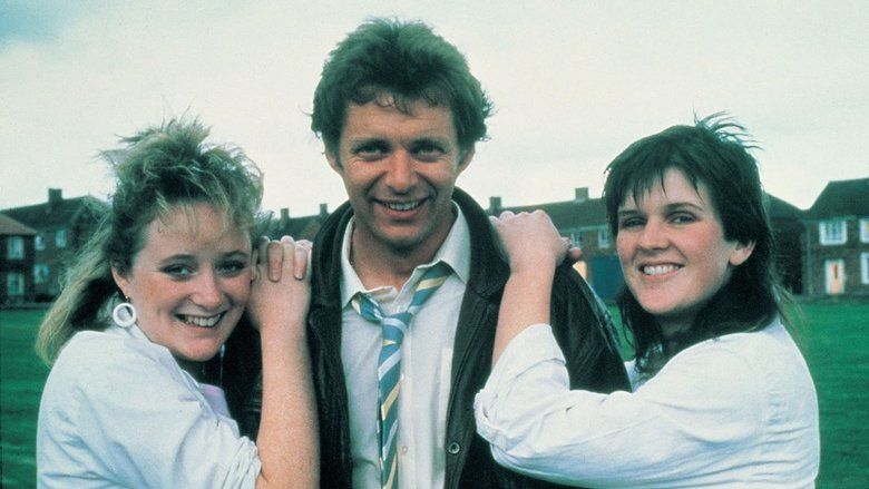 Rita, Sue and Bob Too movie scenes