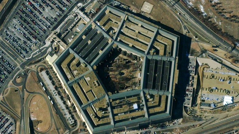 The Pentagon Wars movie scenes