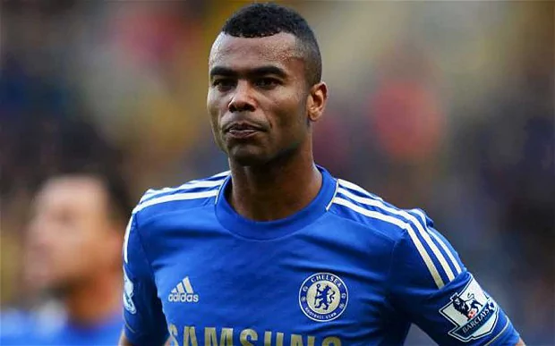 A. Cole Ashley Cole signs new Chelsea contract Telegraph