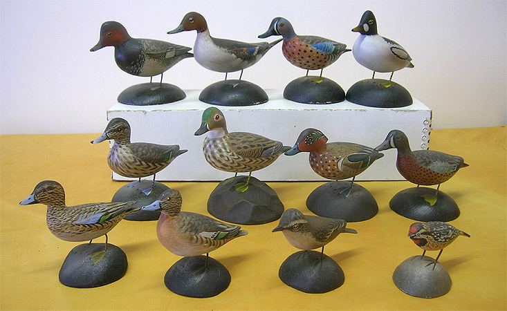 A. Elmer Crowell DECOYS AND WILDLIFE GALLERY Classic Carvings by Elmer Crowell