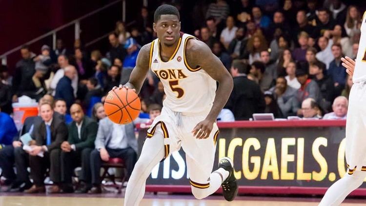 A. J. English (basketball, born 1992) Iona39s AJ English Could Play for Anyone