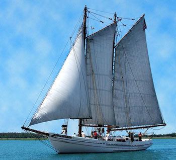 A. J. Meerwald AJ Meerwald Tall Ship Riverdale Riverfest