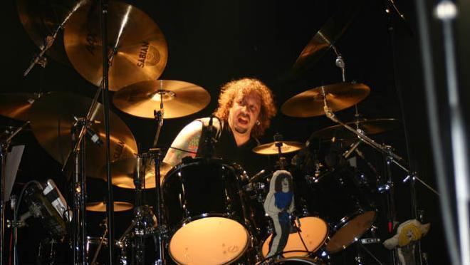 A. J. Pero Twisted Sister Drummer AJ Pero Dies at Age 55 DAILY HEADBNGER