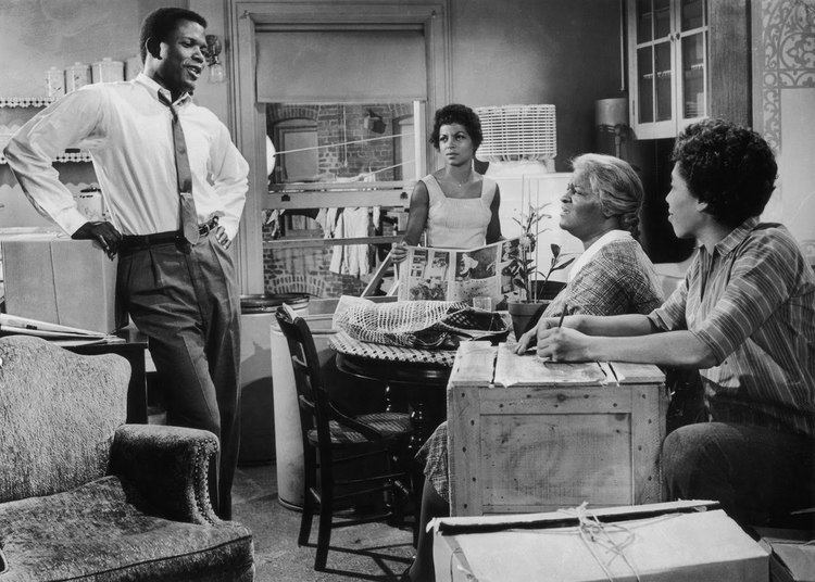 A Raisin in the Sun (1961 film) A Raisin in the Sun 1961 Full Movie YouTube