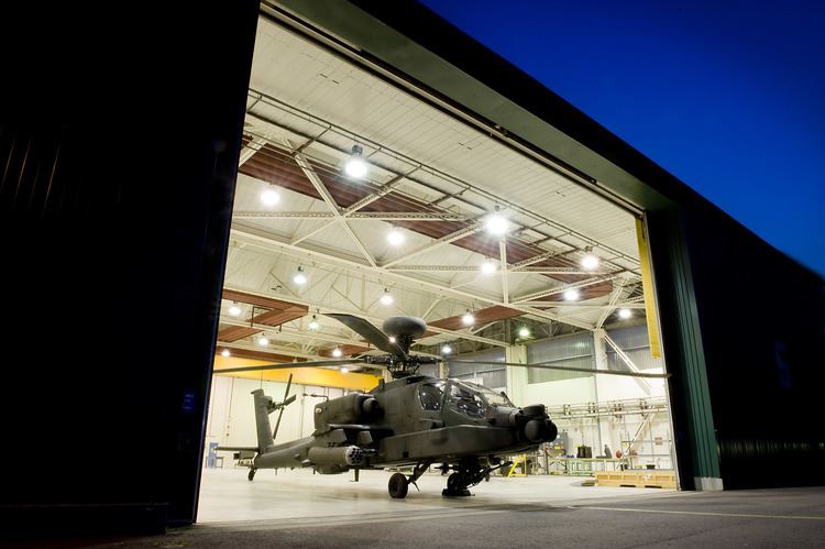 AAC Middle Wallop FileArmy Air Corps Apache Attack Helicopter at AAC Middle Wallop