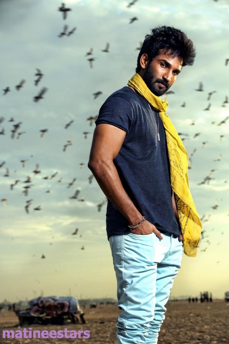 Aadhi Pinisetty Aadhi Pinisetty Stills In Malupu Movie Actor Gallery High