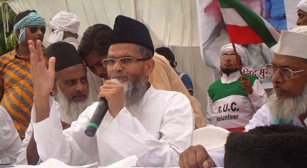 Aamir Rashadi Madni Rashtriya Ulema Council chief to take on Mulayam Singh Yadav in