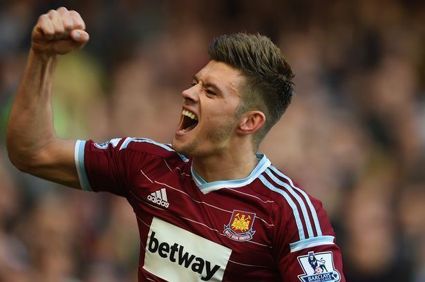 Aaron Cresswell Chelsea eye transfer of West Ham39s Aaron Cresswell as they