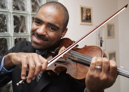 Aaron Dworkin Diversity needed in American orchestras Violinist who