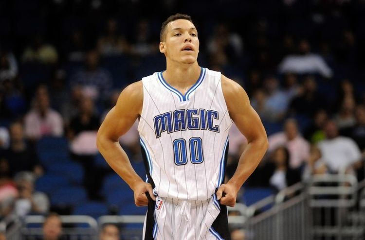 Aaron Gordon Aaron Gordon out indefinitely with fractured foot