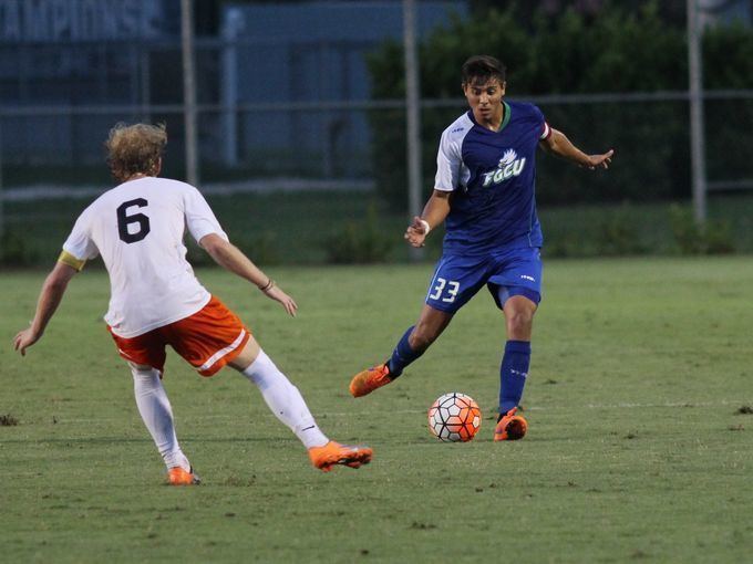 Aaron Guillen FC Dallas firma a Aaron Guillen de su academiaVamosToroscom