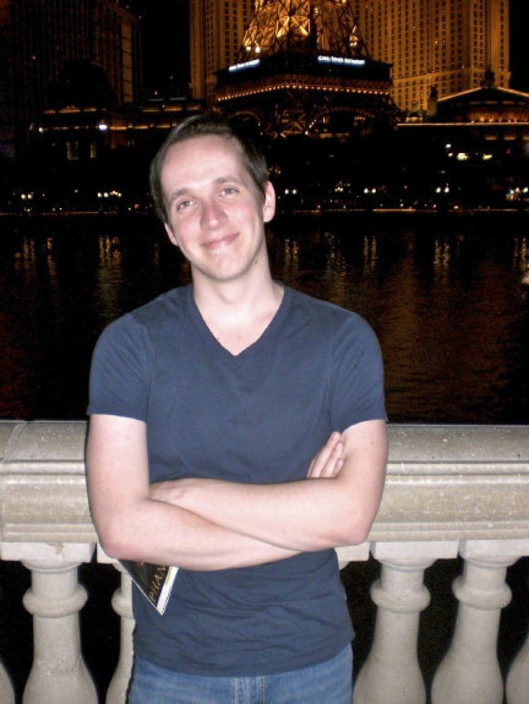 Aaron MacKenzie Aaron MacKenzie grateful to walk like a man in Jersey Boys