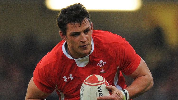 Aaron Shingler Wales flanker Aaron Shingler returns to Scarlets for