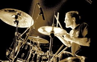 Aaron Solowoniuk Aaron Solowoniuk of Billy Talent Tour Blog Modern Drummer Magazine