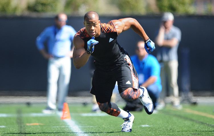 Aaron Wallace Jr. Tennessee Titans select UCLA39s Aaron Wallace with 222nd pick in NFL