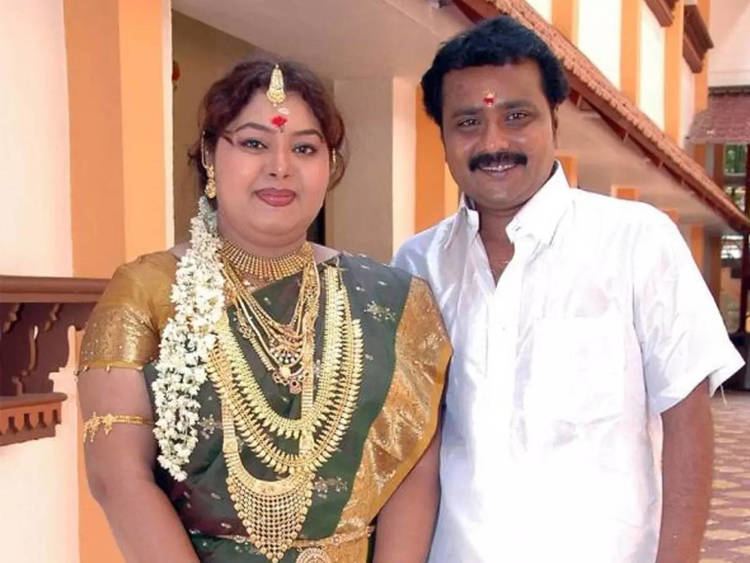 Actress Harathi's husband Ganesh hospitalised after a car accident near  Pattinapakkam, rejects the allegations that he fled away - Times of India