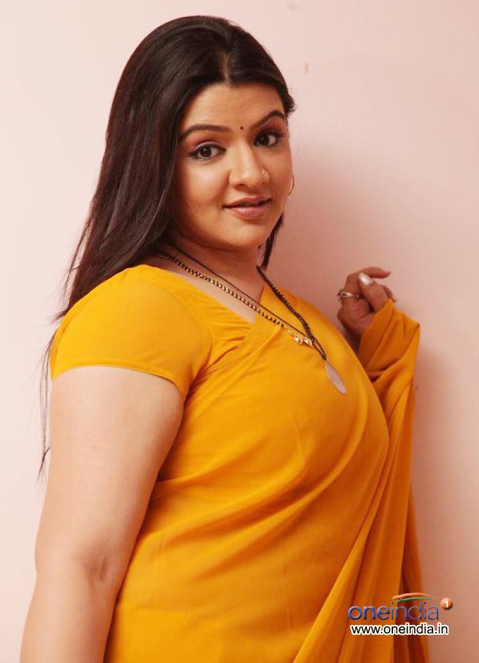 Aarthi Agarwal (Indian Actress) ~ Bio with [ Photos | Videos ]