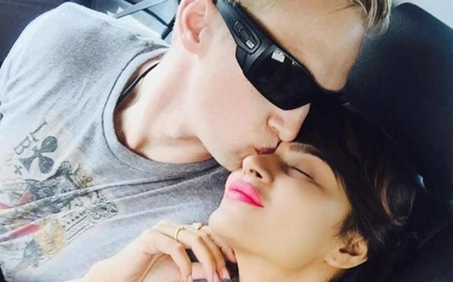 Aashka Goradia Former Bigg Boss contestant Aashka Goradia to marry American