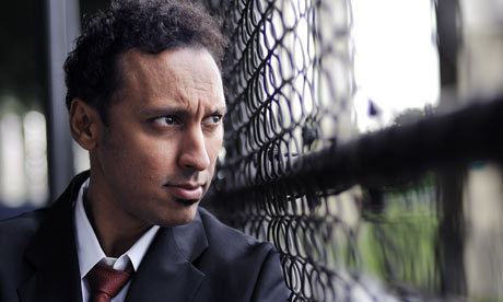 Aasif Mandvi Sarfraz Manzoor talks to Aasif Mandvi the Daily Show39s