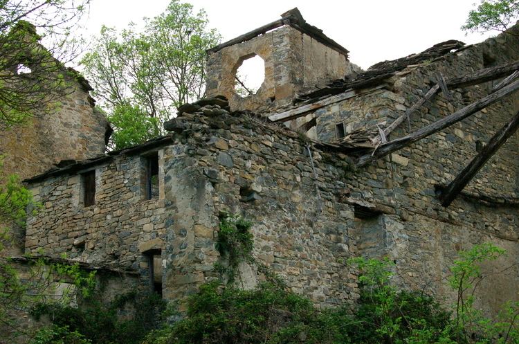 Abandoned village 1000 images about Abandoned Villages of the Pyrenees on Pinterest