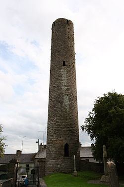 Abbey of Kells httpsuploadwikimediaorgwikipediacommonsthu