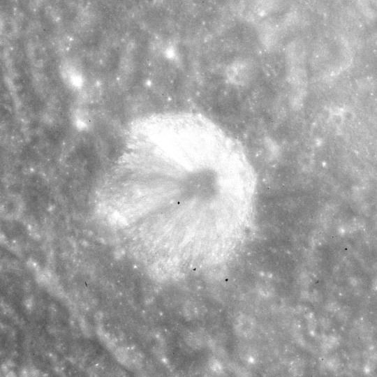 Abbot (crater)