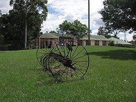 Abbotsbury, New South Wales httpsuploadwikimediaorgwikipediacommonsthu