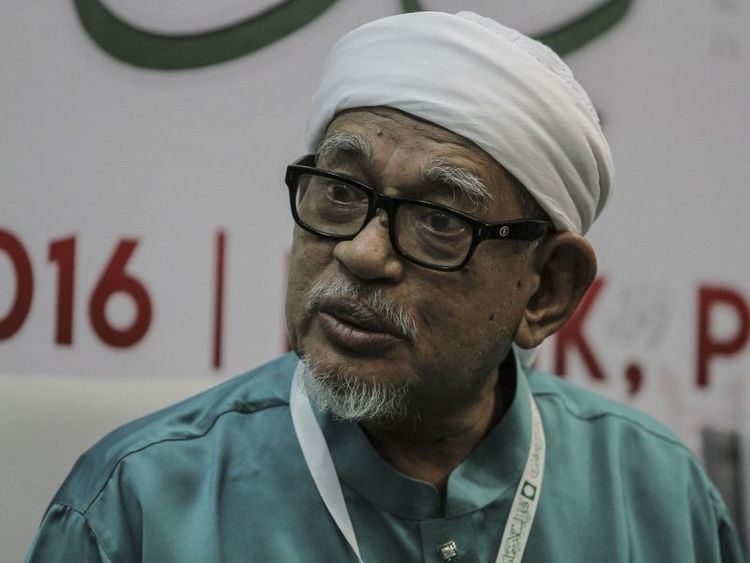 Abdul Hadi Awang Hadi Awang draws flak from Islamic scholars for Iran visit