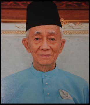 Abdul Rahman Ya'kub Former Chief Minister TYT Tun Rahman Yakub passes away at 87