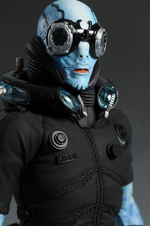 Abe Sapien Review and photos of Hot Toys Abe Sapien Hellboy II sixth scale figure