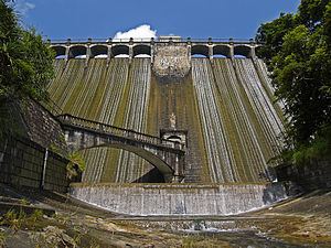 Aberdeen Reservoirs httpsuploadwikimediaorgwikipediacommonsthu
