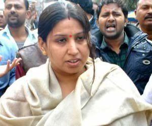 Abhilasha Gupta Abhilasha Gupta Filed Nomination From Allahabad Sead