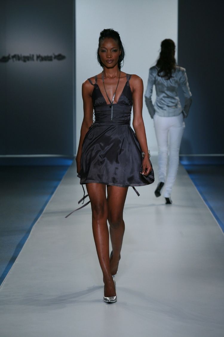 Abigail Keats Abigail Keats SpringSummer 2009 ReadyToWear Joburg