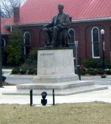 Abraham Lincoln Statue (Kentucky)