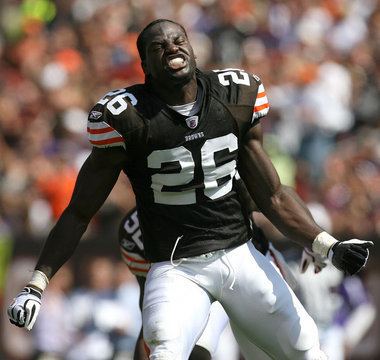 Abram Elam Outrunning the darkness Cleveland Browns safety Abe Elam determined