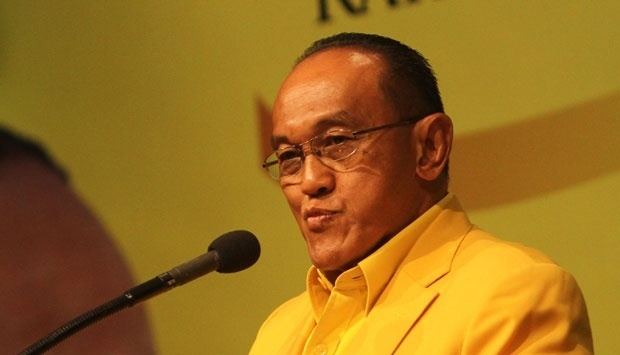 Aburizal Bakrie Aburizal Bakrie Menjawab Soal Operasi Dagu Tempo Nasional