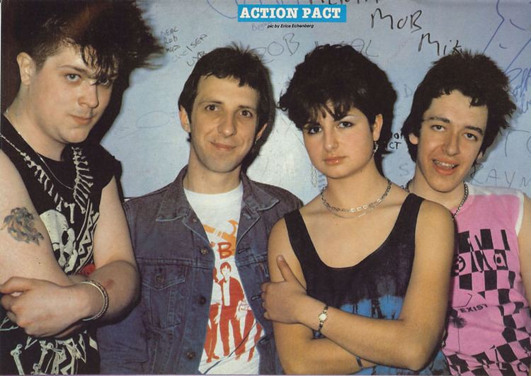 !Action Pact! Punky Gibbon Action Pact