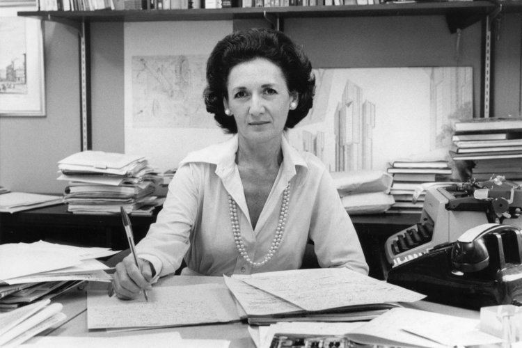 Ada Louise Huxtable Ada Louise Huxtable Appraisal of an Architecture Critic The New