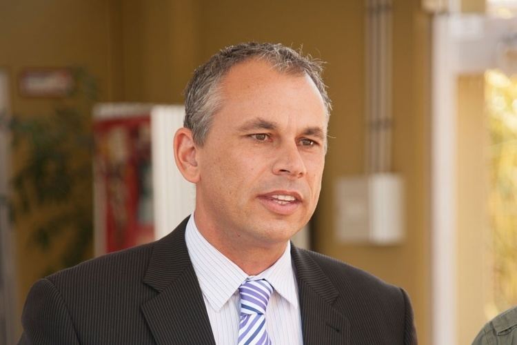 Adam Giles Adam Giles remains NT chief minister The New Daily