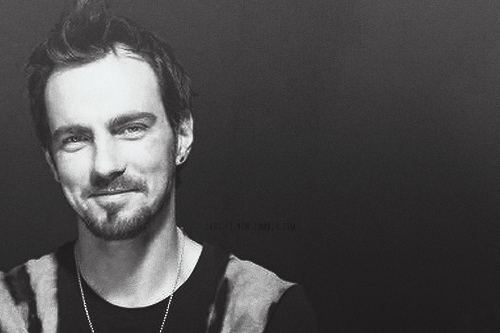 Adam Gontier adam gontier Google Search Three Days Grace Pinterest Adam