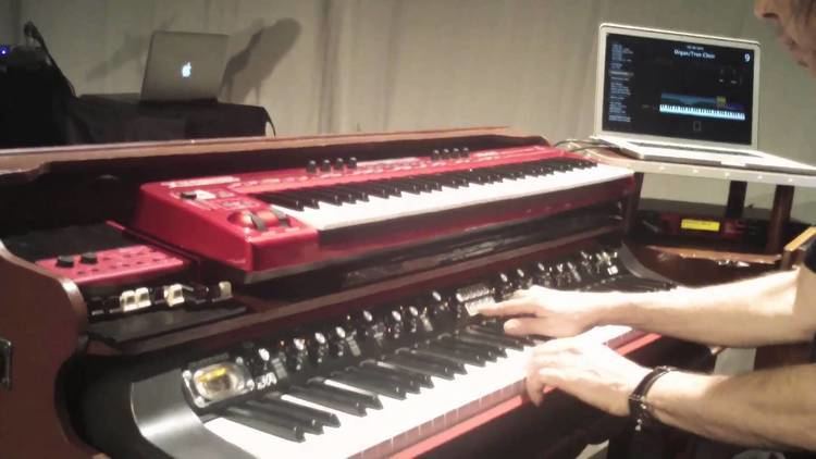 Adam Holzman (keyboardist) Adam Holzman39s rig on tour with Steven Wilson 1 of 2 YouTube