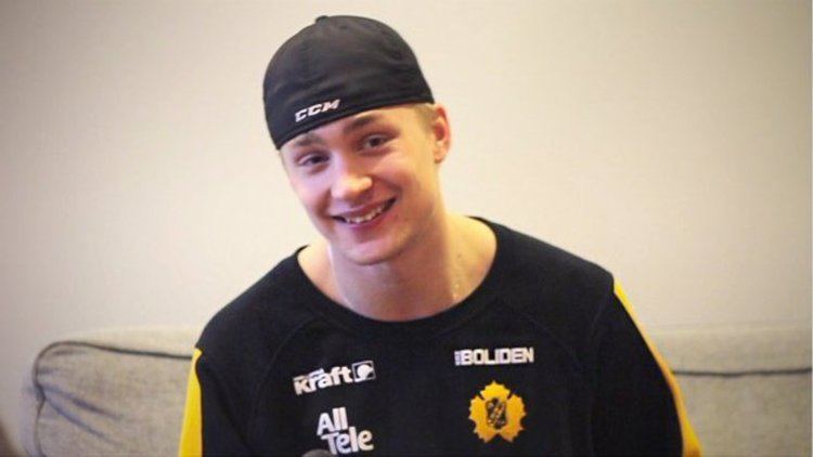 Adam Pettersson Adam Pettersson frlnger Skellefte AIK