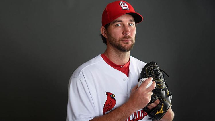 Adam Wainwright Adam Wainwrights generous gesture brings minorleague teammate to