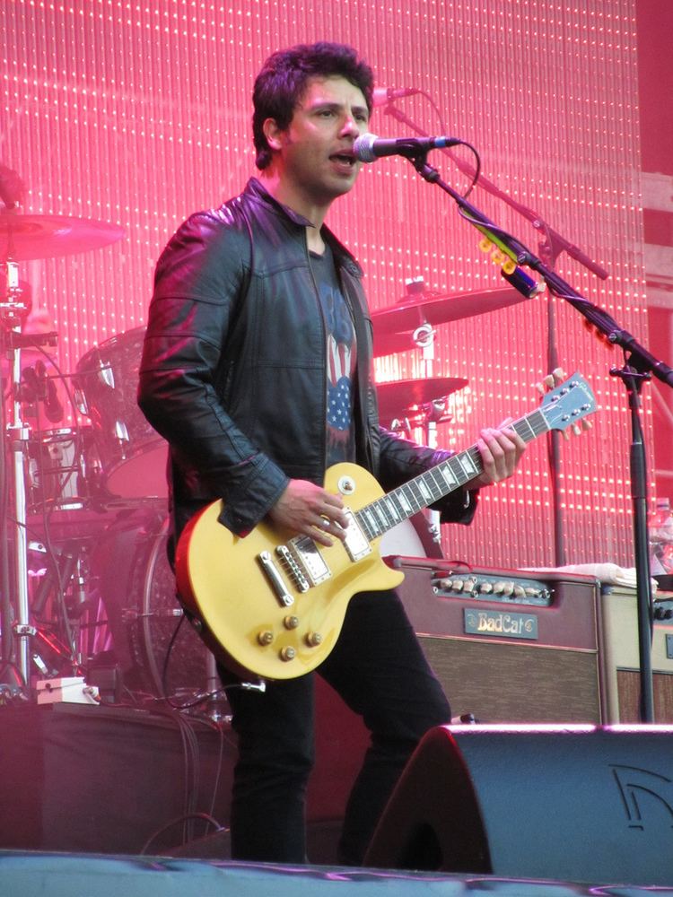 Adam Zindani Adam Zindani Stereophonics VFestival a photo on Flickriver