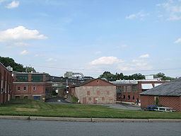 Adamstown, Pennsylvania httpsuploadwikimediaorgwikipediacommonsthu