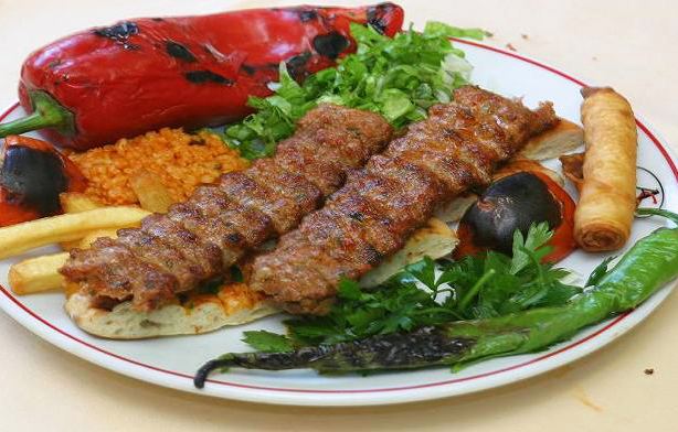 Adana kebabı Adana Kebab Tarifi zlesenecom