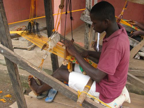 Adanwomase Kente Weaving in Adanwomase Travels in Ghana