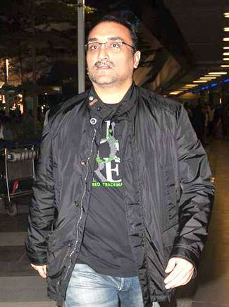 Aditya Chopra httpsuploadwikimediaorgwikipediacommonsaa