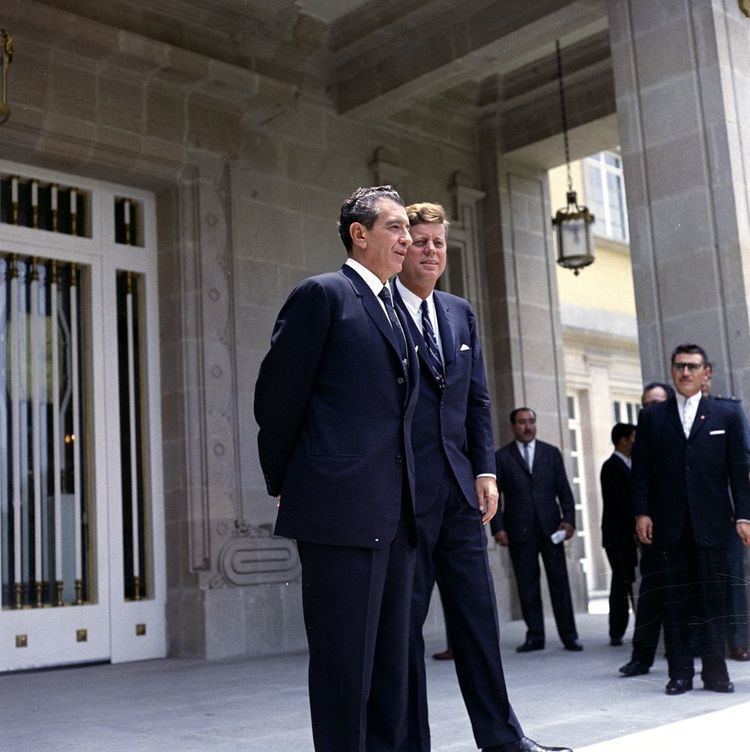 Adolfo López Mateos KNC22593 President John F Kennedy with President of Mexico