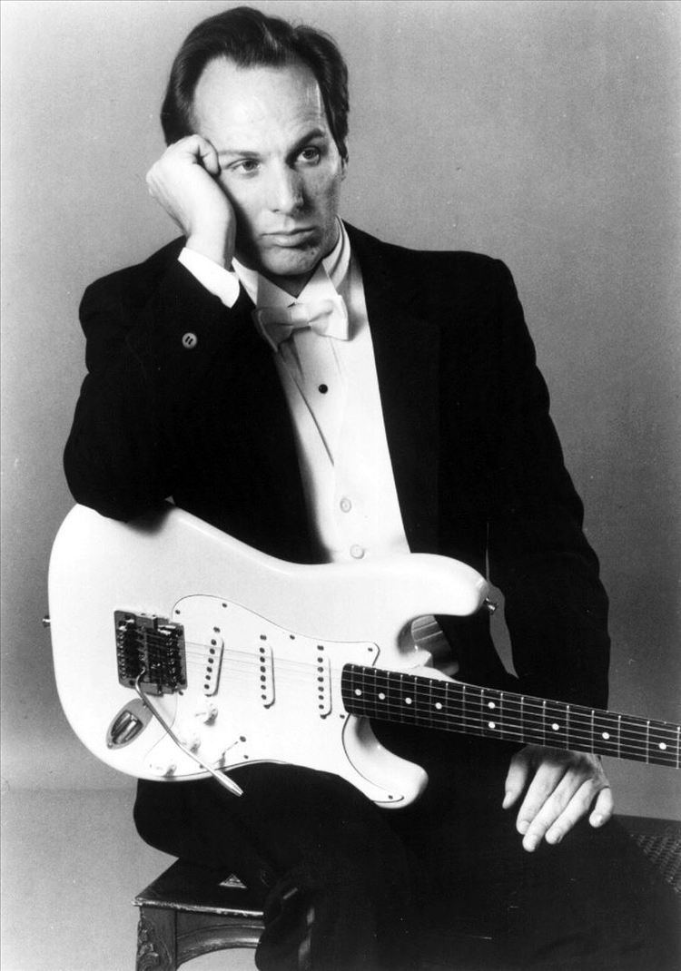 Adrian Belew ADRIAN BELEW discography top albums MP3 videos and reviews